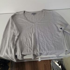 Sears Light Gray V-Neck Women's Sweater